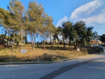 Terreno residenziale in vendita a Avenida Avinguda d'Espoia 758