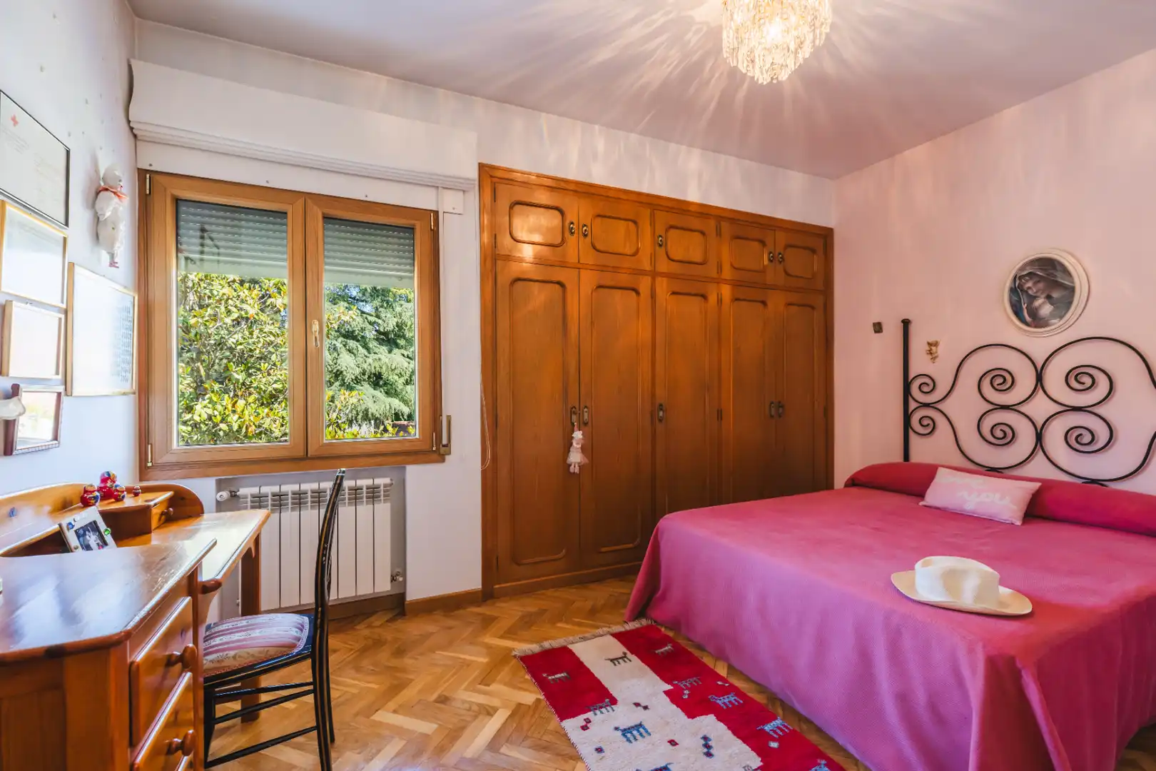 Habitación de Casa o chalet en venta en Las Rozas de Madrid con Aire acondicionado, Calefacción y Jardín privado