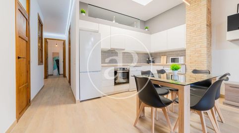 Foto 3 de Piso de alquiler en Gran Via de Les Germanies, Russafa, Valencia Capital