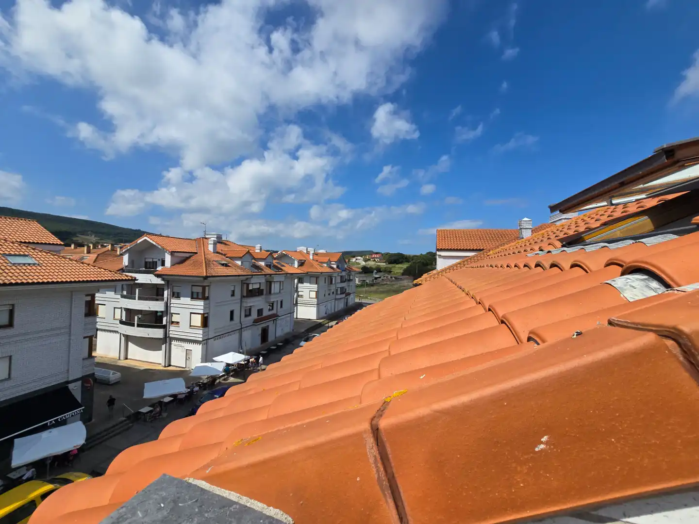 Vista exterior de Ático en venta en Bareyo con Calefacción, Terraza y Amueblado
