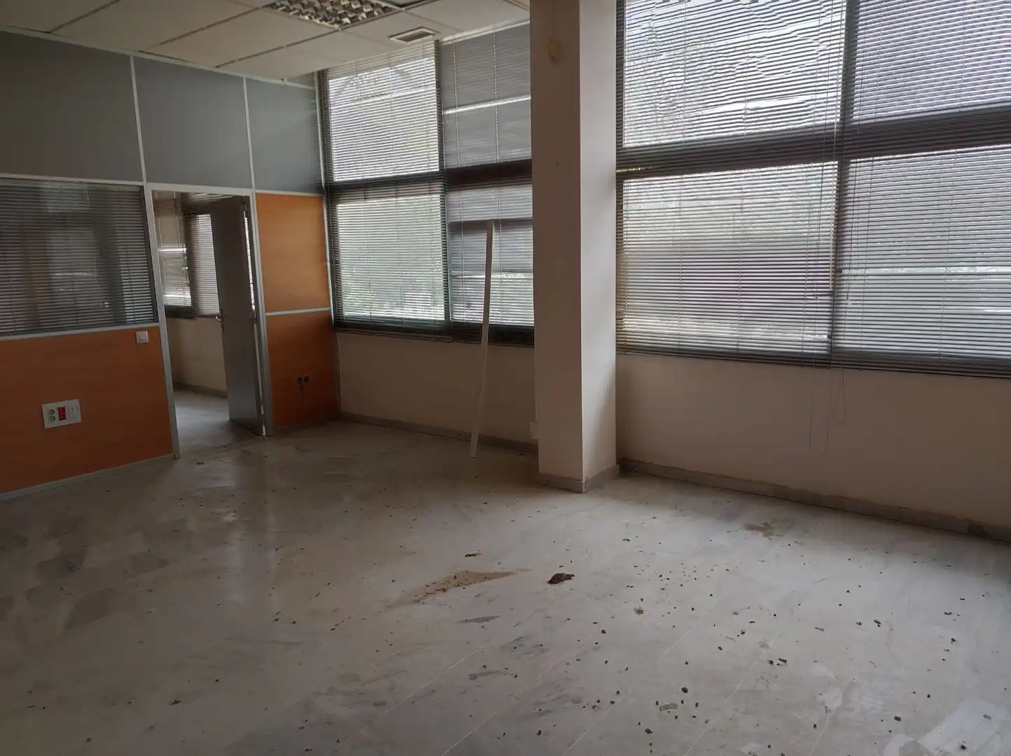 Oficina de alquiler en Mairena del Aljarafe
