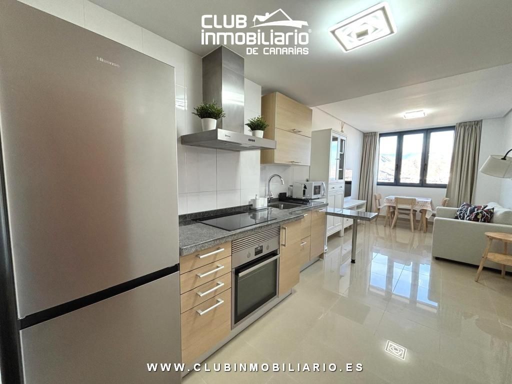 Exterior view of Flat to rent in  Santa Cruz de Tenerife Capital  with Air Conditioner and Furnished