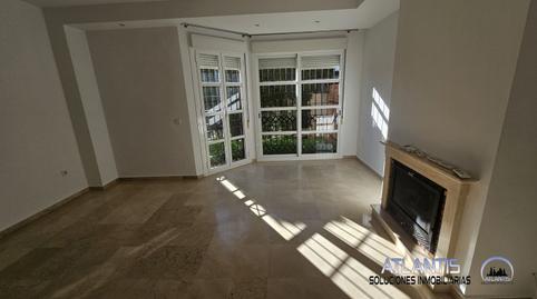Photo 5 of Single-family semi-detached to rent in Dulce del Moral, Casco Antiguo, Sevilla