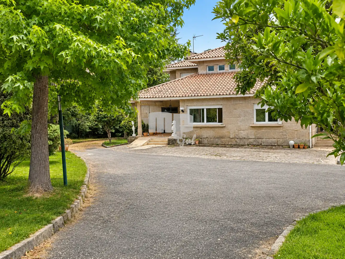 Exterior view of Houses for sale in Vigo   with Heating, Private garden and Terrace