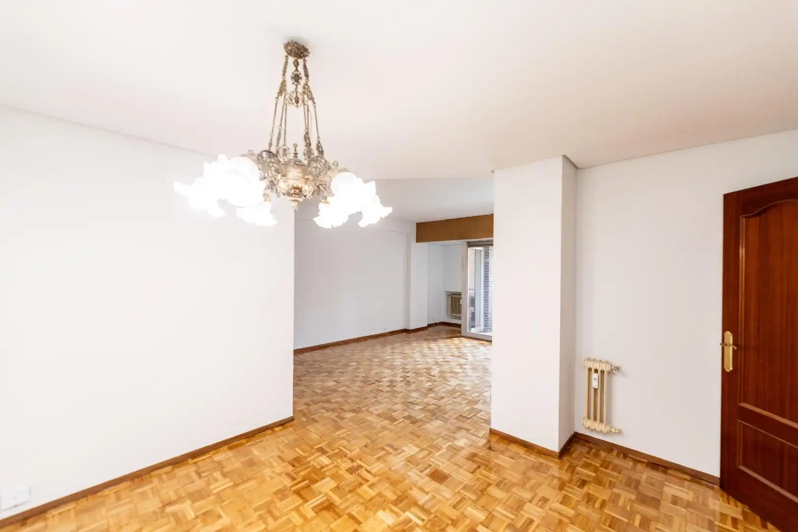 Sala de estar de Piso de alquiler en Madrid con Parquet