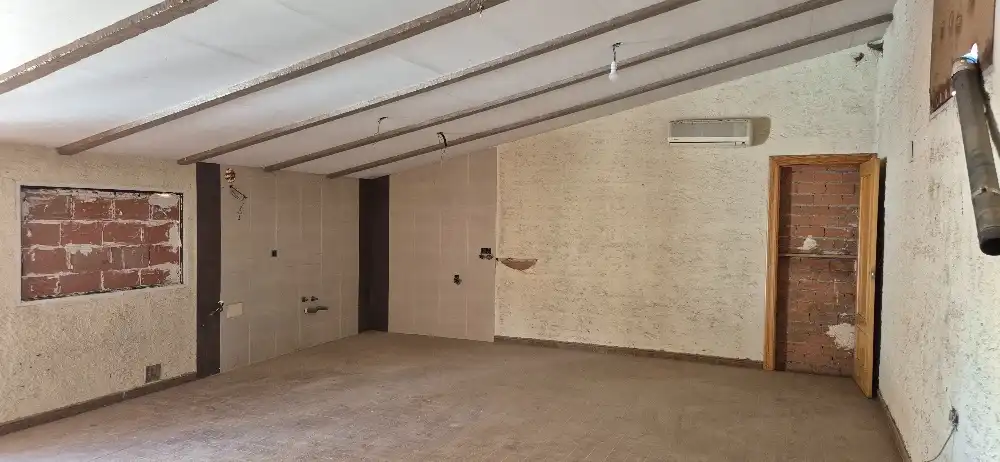Casa adosada en venta en Madrigueras
