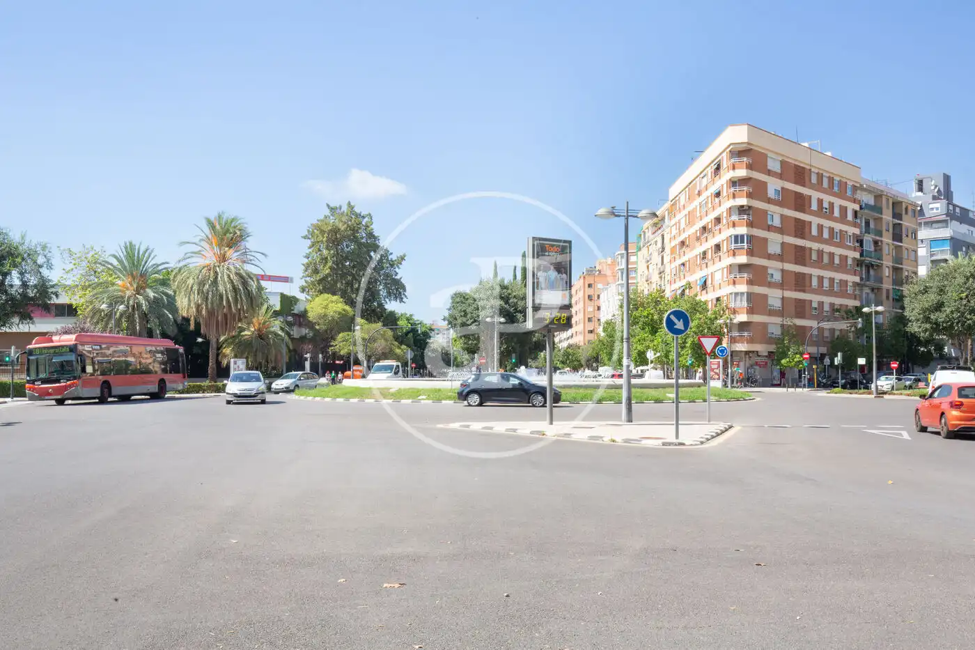 Vista exterior de Piso en venta en Valencia con Aire acondicionado, Calefacción y Jardín privado