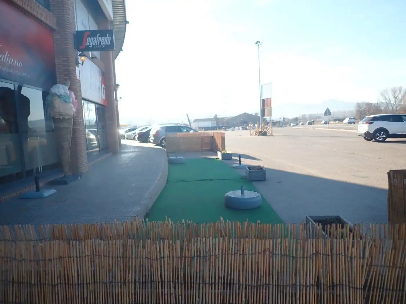 Parking de Local en traspaso en Cardedeu con Aire acondicionado, Calefacción y Terraza