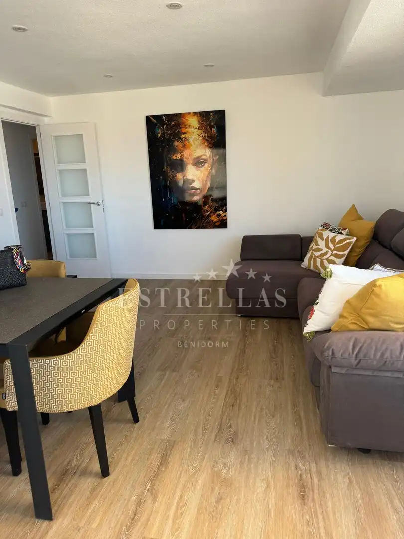 Sala de estar de Apartamento de alquiler en Benidorm con Calefacción, Jardín privado y Terraza