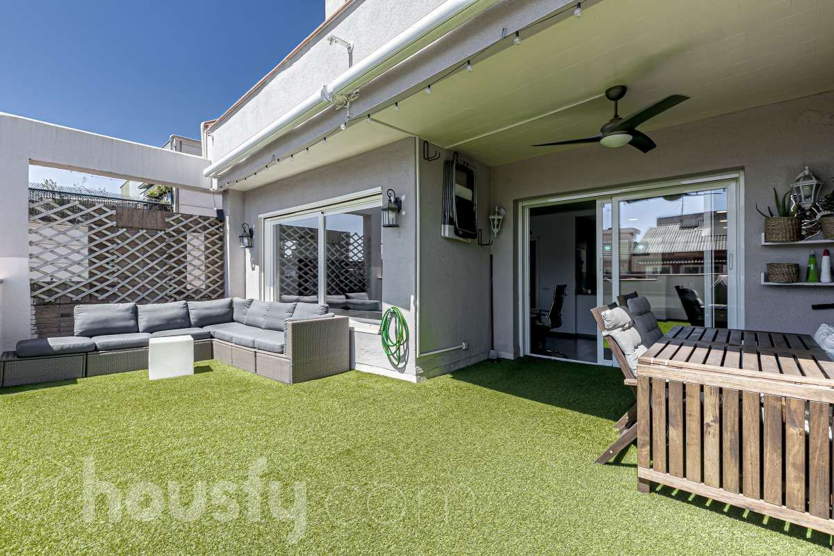 Duplex for sale in Avinguda de la Mare de Déu de Montserrat, Can Baró
