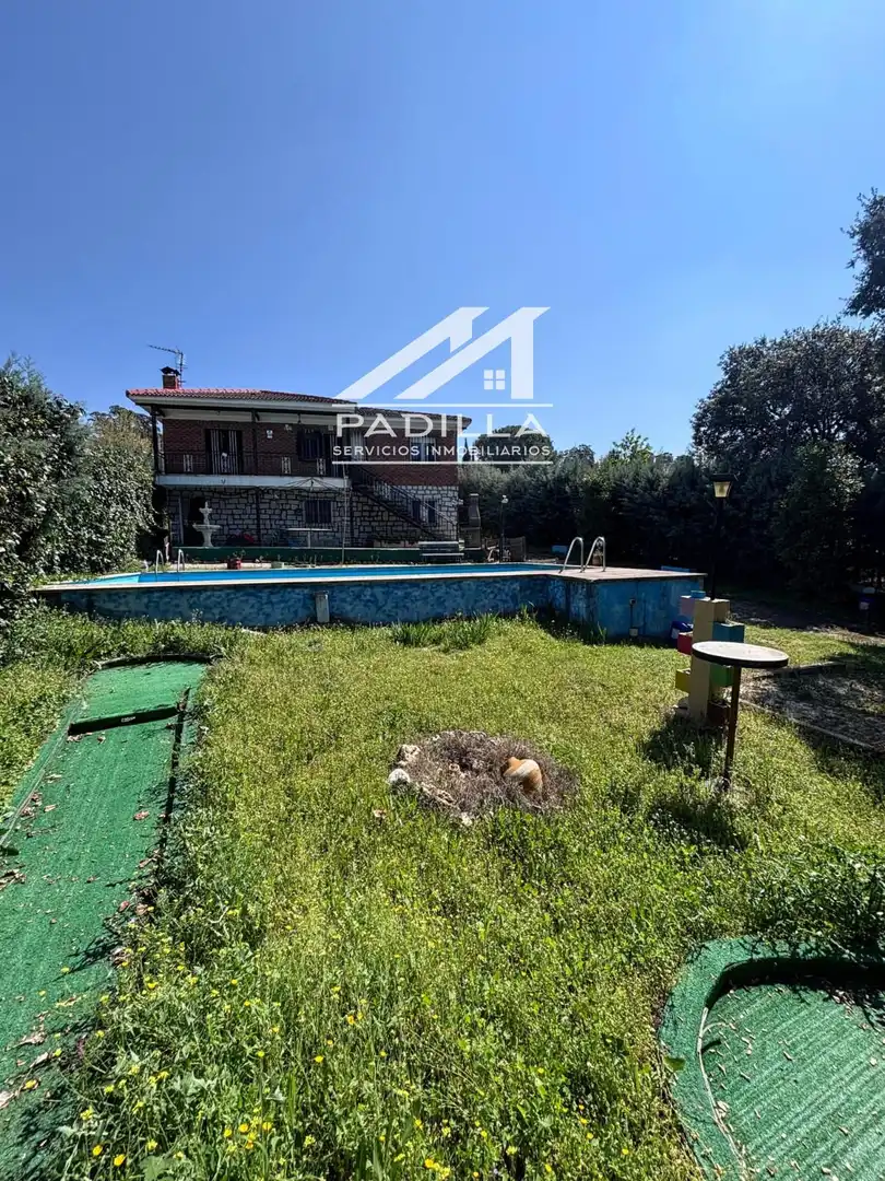 Piscina de Casa o chalet en venta en Santa Cruz del Retamar con Aire acondicionado, Calefacción y Terraza
