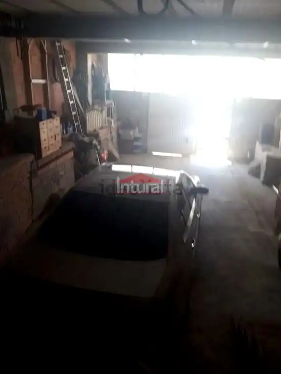 Parking de Casa adosada en venta en San Pedro con Calefacción y Terraza