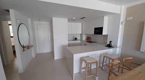 Foto 4 de Piso en venta en Avenida Avenida Fuengirola, Las Gaviotas - Carvajal, Fuengirola