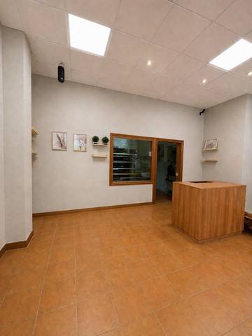 Local comercial en Alquiler en Bagatza - San Vicente