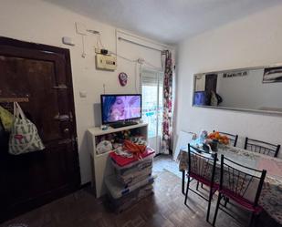 Bedroom of Building for sale in  Madrid Capital