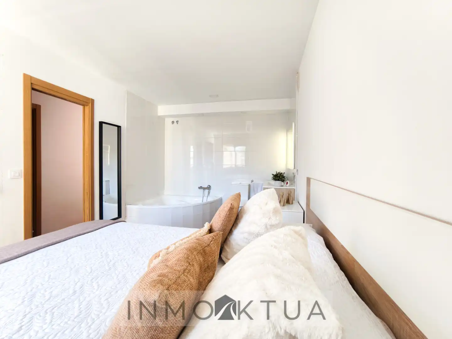 Habitación de Piso en venta en El Retiro - Parque Atlántico - Ronda este