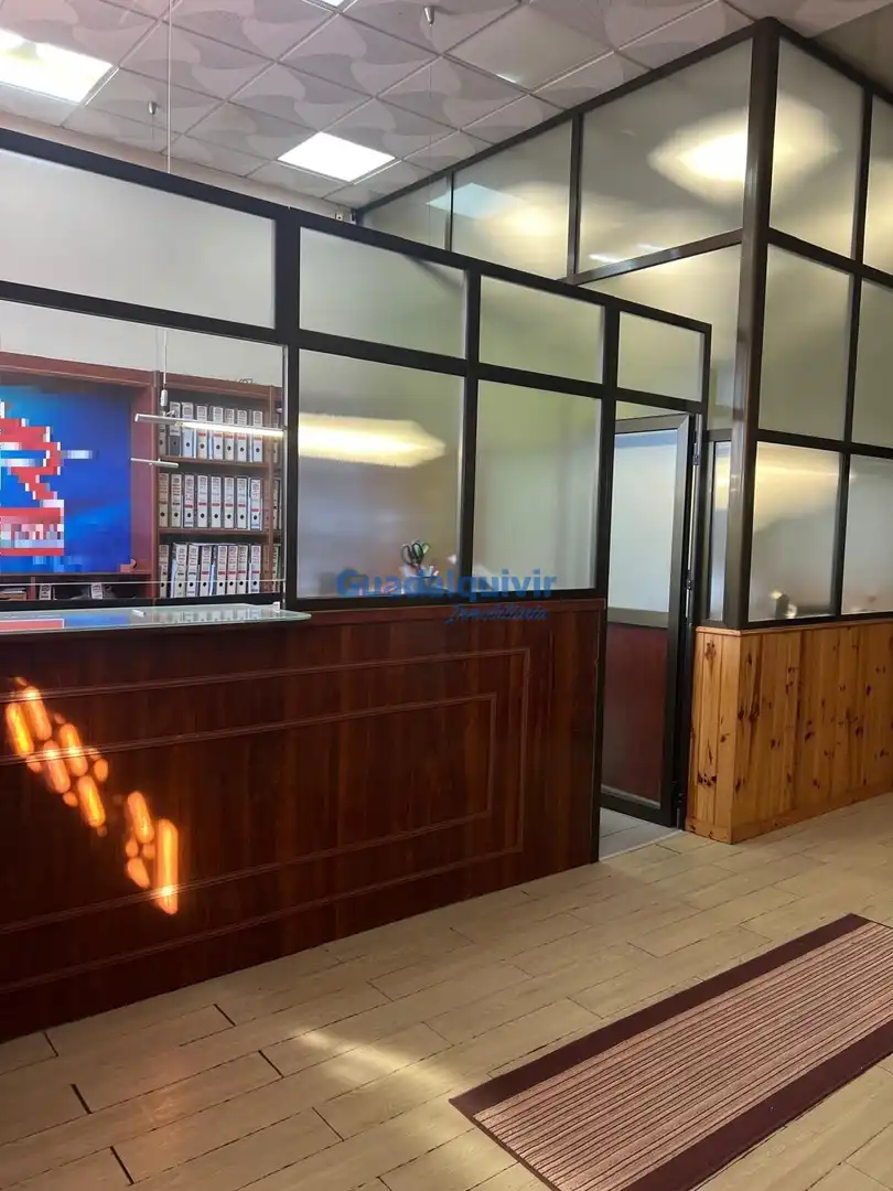 Büro zur Miete in Montequinto