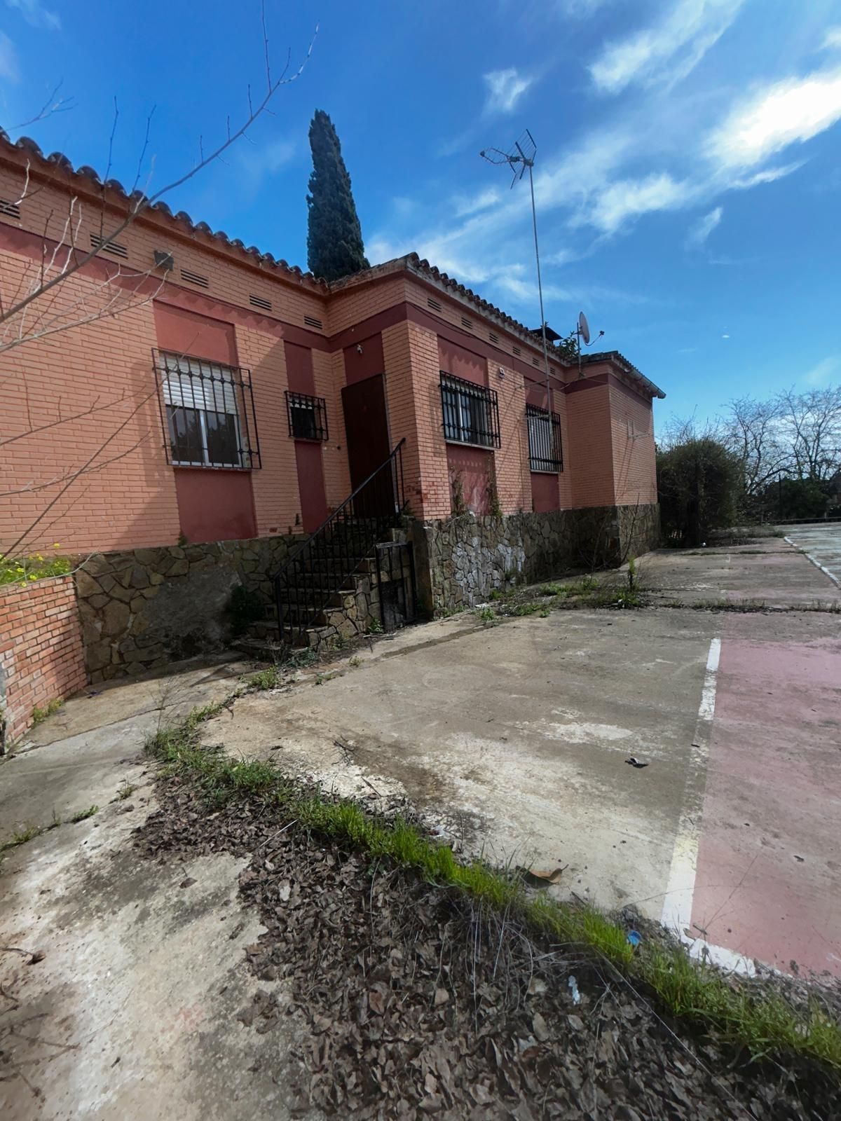 Exterior view of House or chalet for sale in  Córdoba Capital  with Private garden, Parquet flooring and Terrace