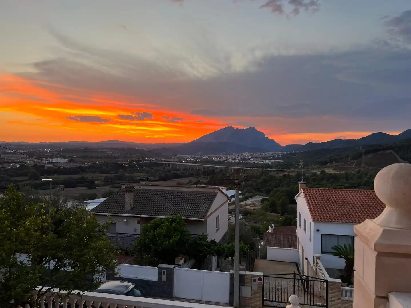 Vista exterior de Casa o chalet en venta en Abrera con Aire acondicionado, Jardín privado y Parquet