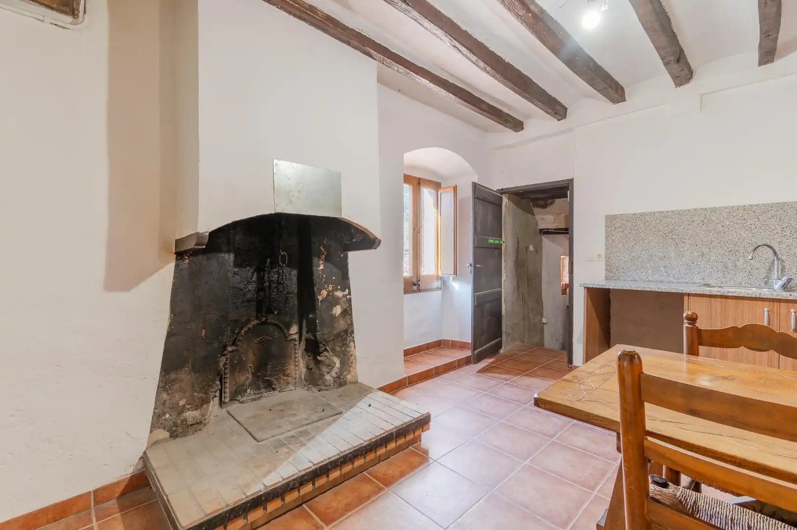 Cocina de Piso de alquiler en La Vall de Bianya con Calefacción, Jardín privado y Terraza