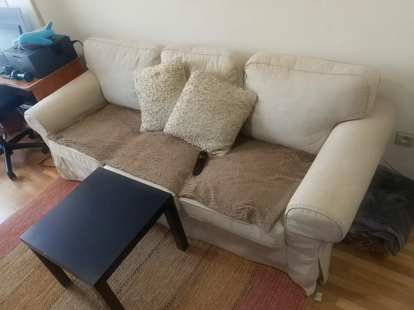 Wohnzimmer von Wohnung zur Miete in Oviedo  mit Heizung, Parkett und Abstellraum