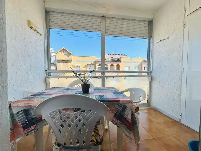 Terrassa de Apartament en venda en Torrevieja amb Aire condicionat, Moblat i Piscina comunitària