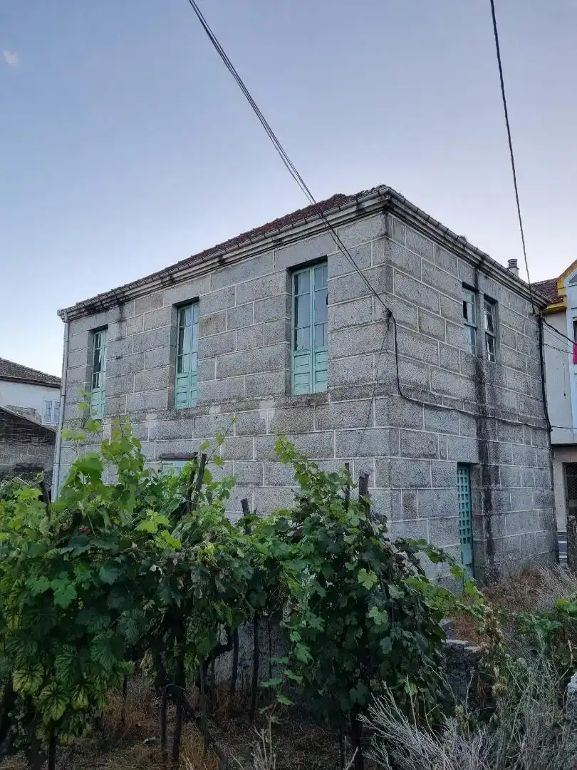 Vista exterior de Casa o chalet en venta en Leiro, Ourense