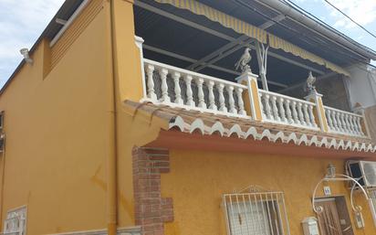 Vista exterior de Casa o xalet en venda en Vélez-Málaga amb Terrassa