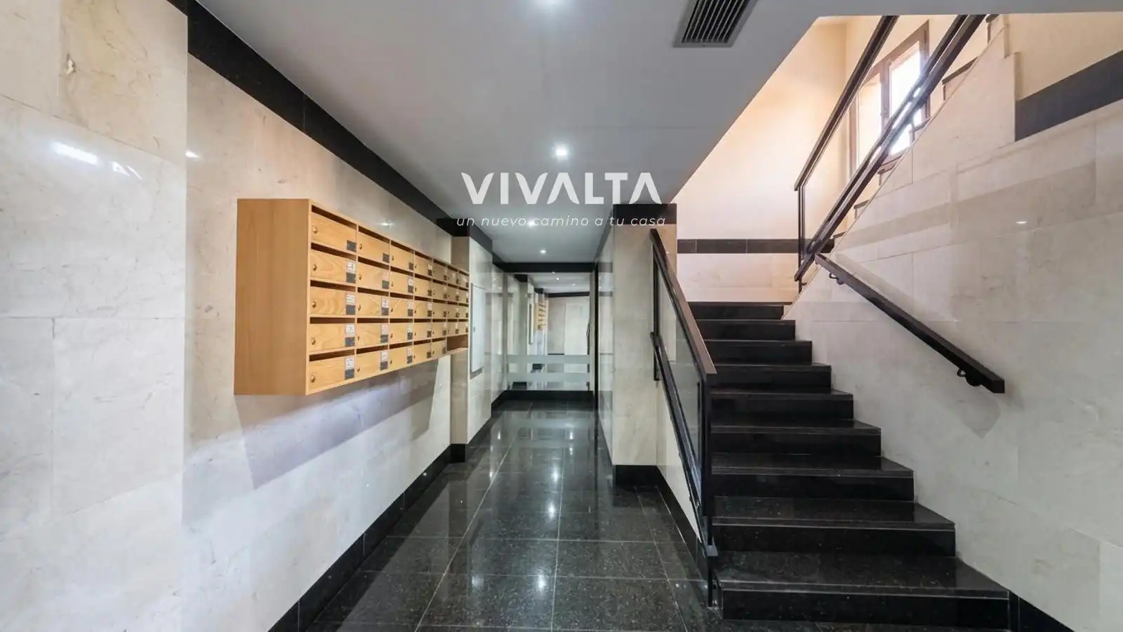 Flat for sale in Madrid  with Air Conditioner, Heating and Storage room