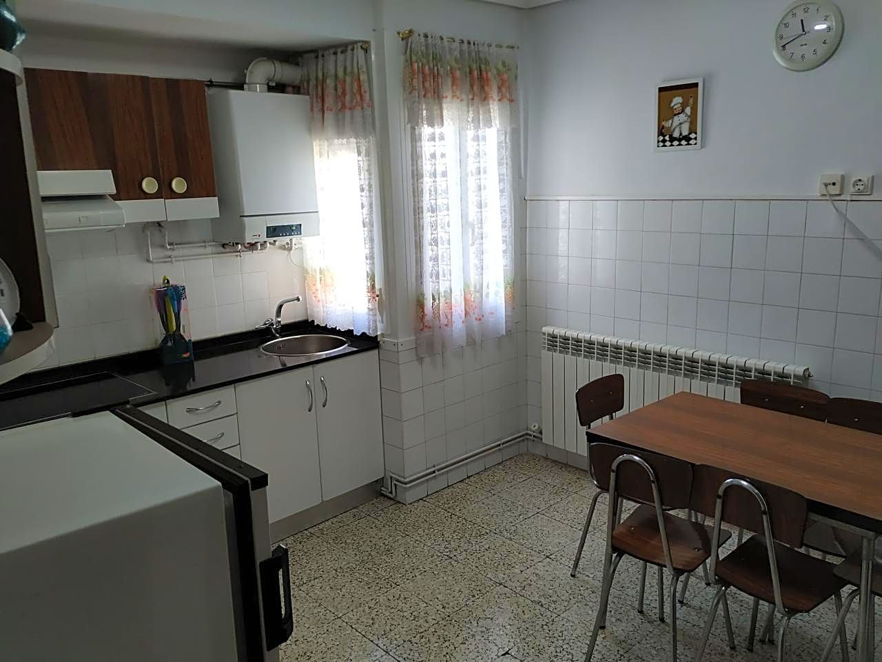 Cocina de Piso en venta en  Logroño con Calefacción y Amueblado