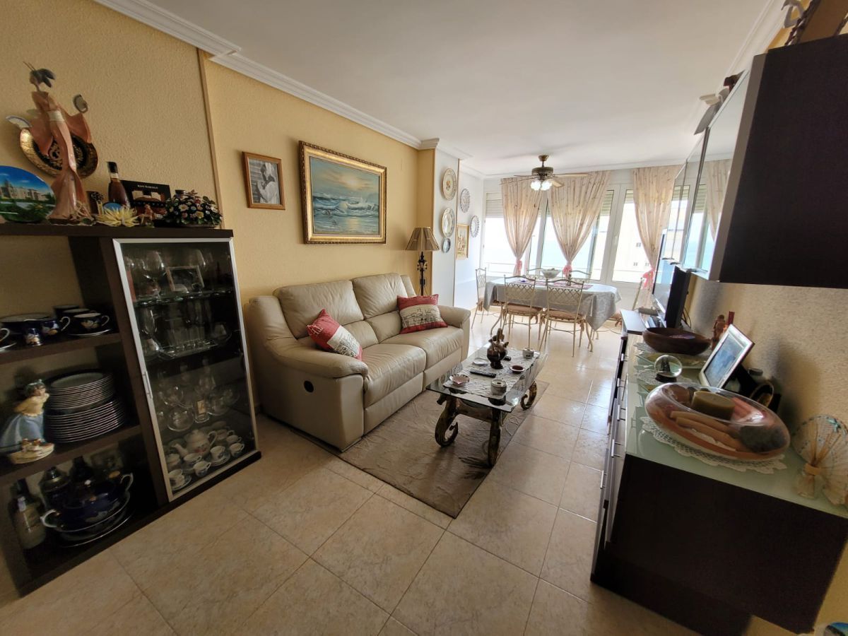 Living room of Apartment for sale in Alicante / Alacant  with Air Conditioner, Heating and Private garden