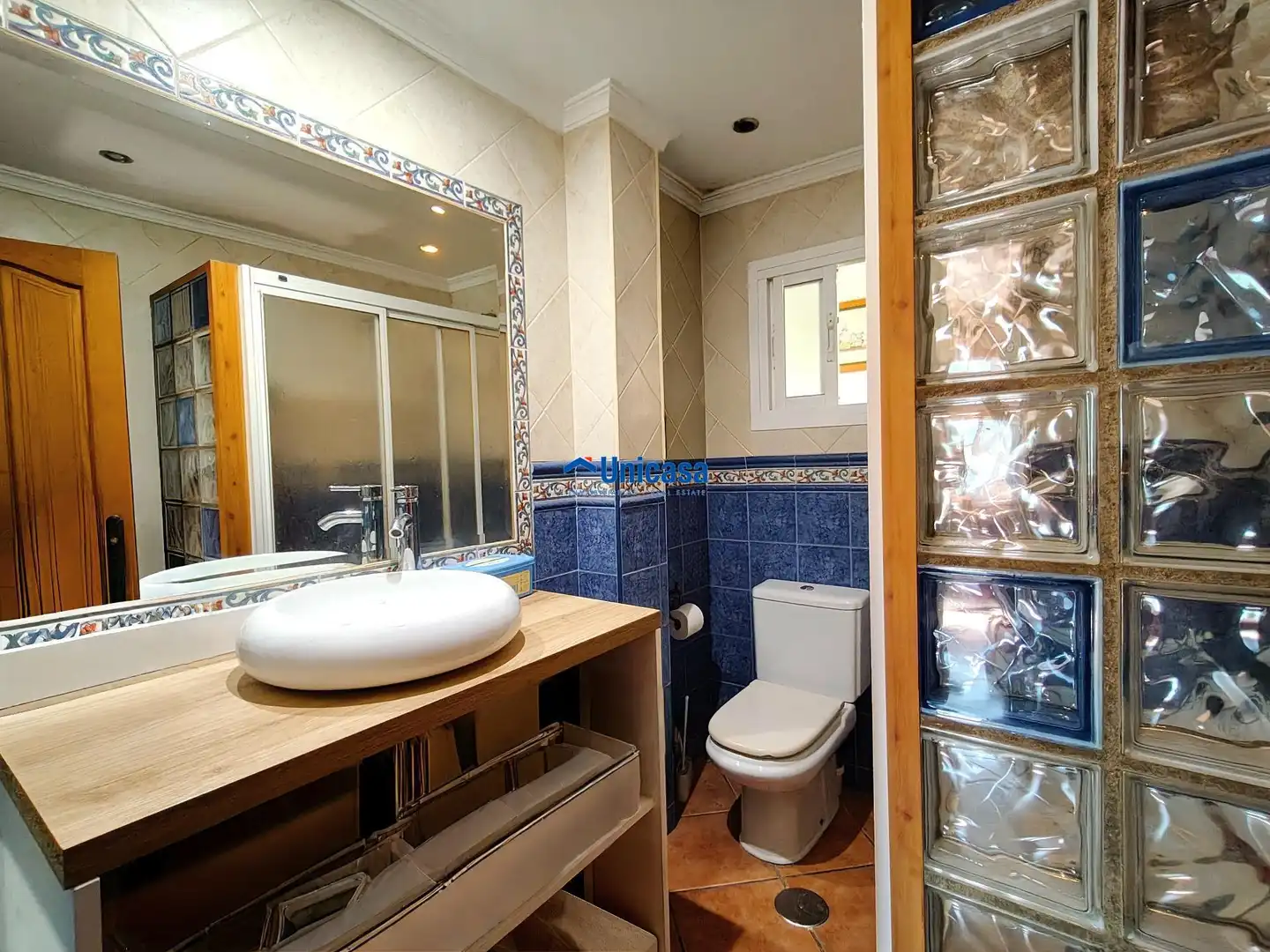 Baño de Piso en venta en Málaga con Aire acondicionado, Terraza y Amueblado