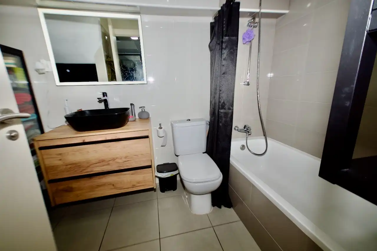 Baño de Piso en venta en Terrassa con Aire acondicionado, Calefacción y Terraza
