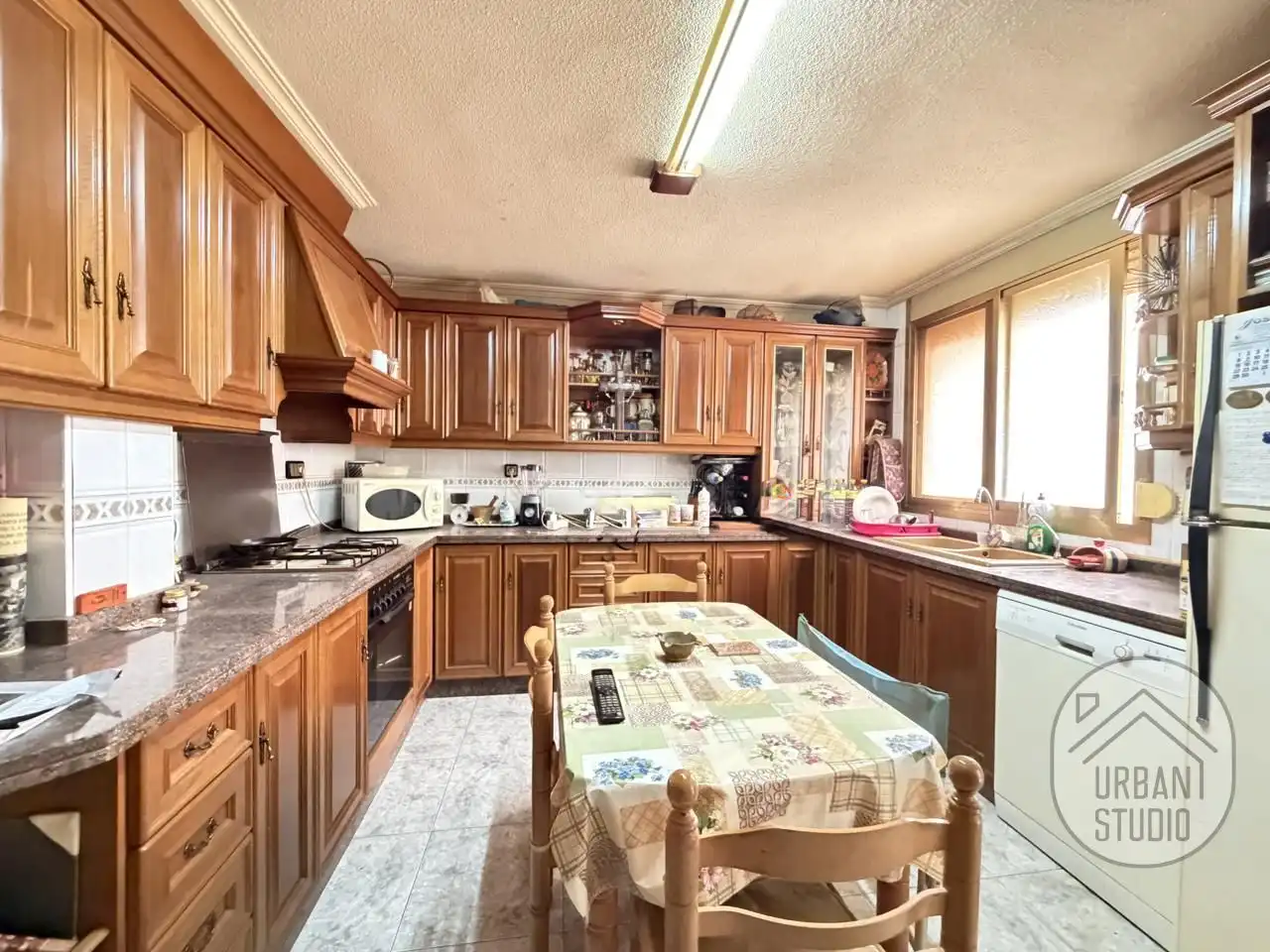 Kitchen of Flat for sale in Elda  with Heating