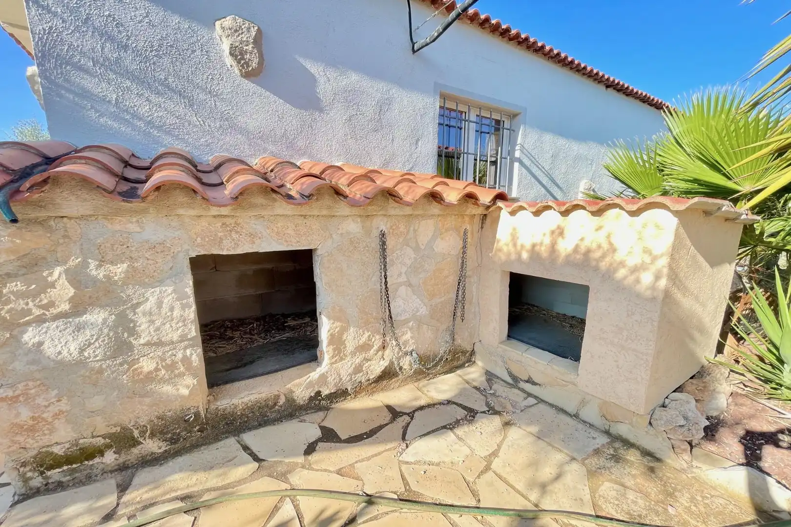 Vista exterior de Casa o chalet en venta en Camarles con Jardín privado, Piscina y Amueblado