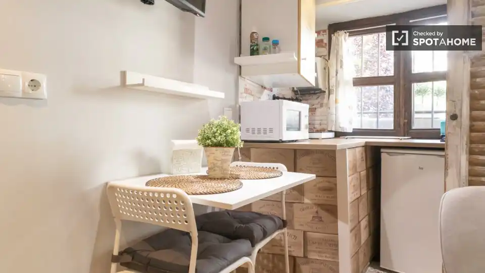 Zimmer in Universidad - Malasaña