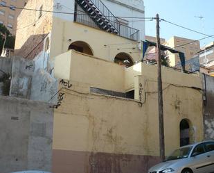 Casa o xalet en venda a  C/ Anselm de Riu, Singuerlín