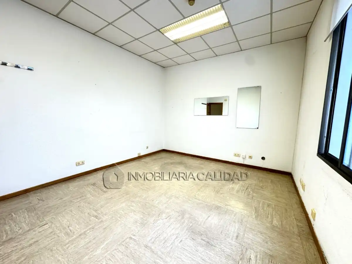Oficina amb ascensor de lloguer a Centro, imagen 2