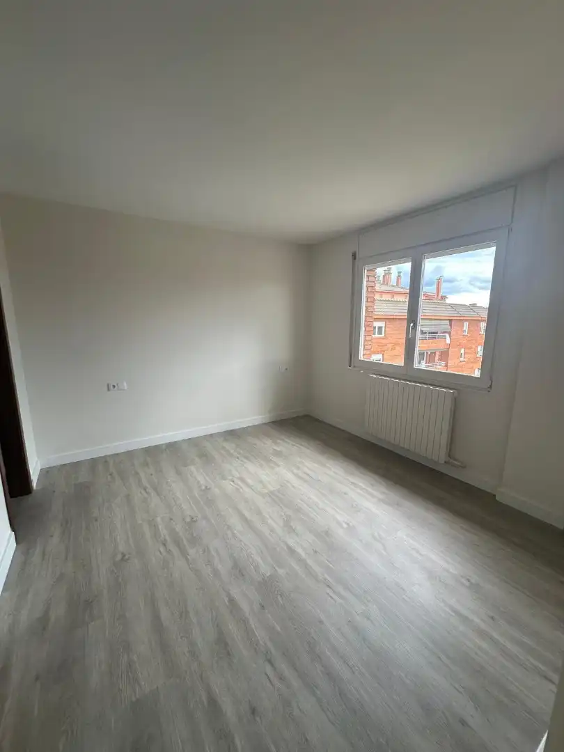 Habitación de Ático de alquiler en Manresa con Calefacción, Jardín privado y Parquet