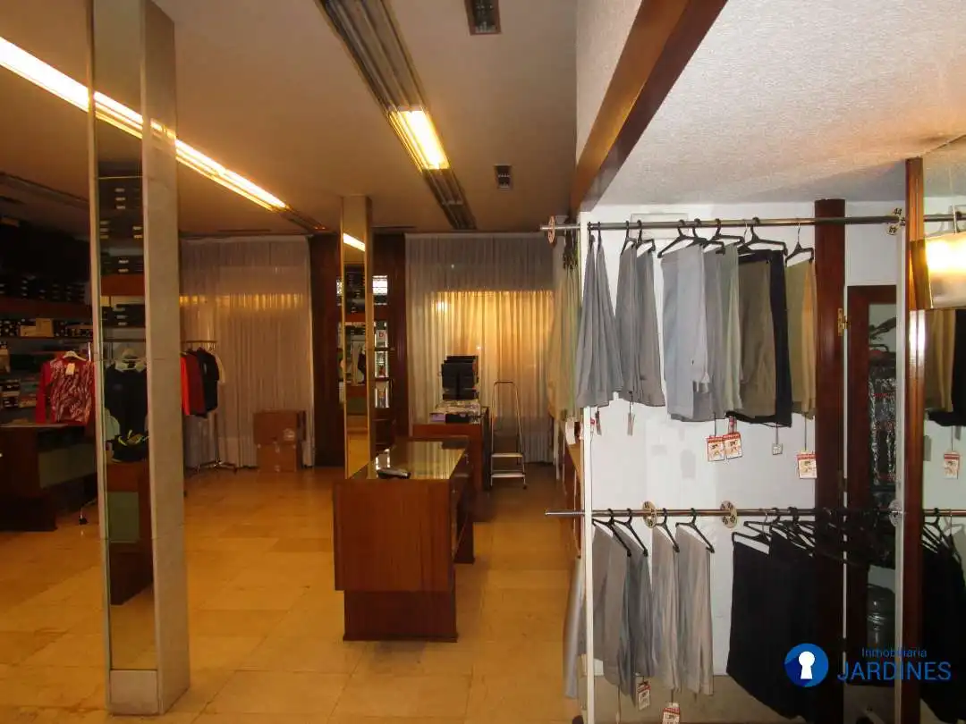 Local comercial en venta en Ibaiondo, imagen 9