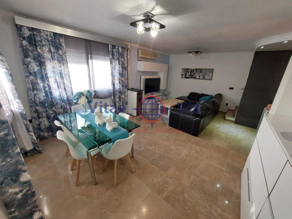 Sala d'estar de Dúplex en venda en Lorca amb Terrassa