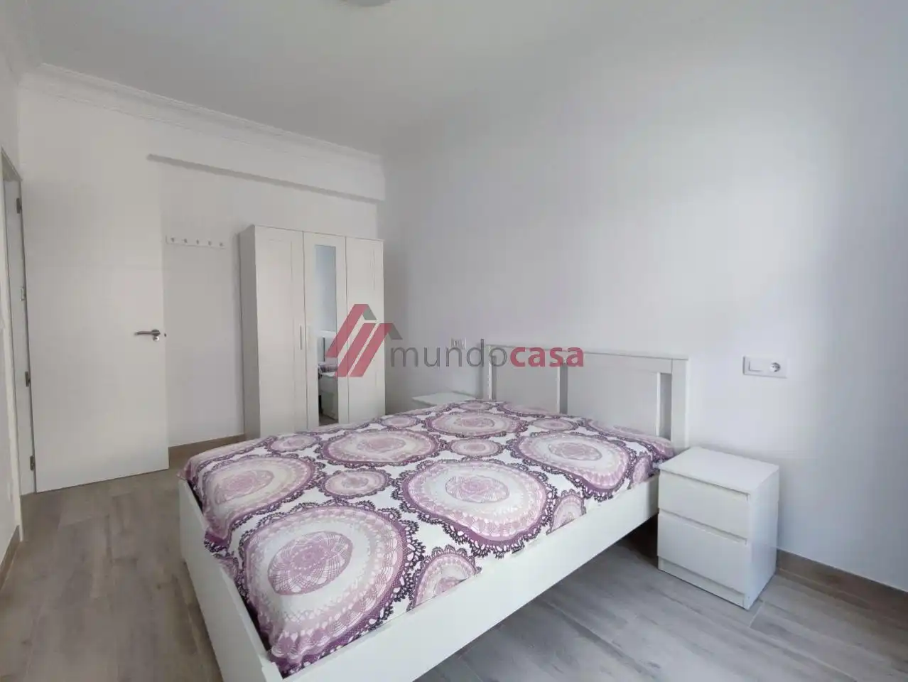 Habitación de Piso de alquiler en Ferrol con Calefacción y Amueblado