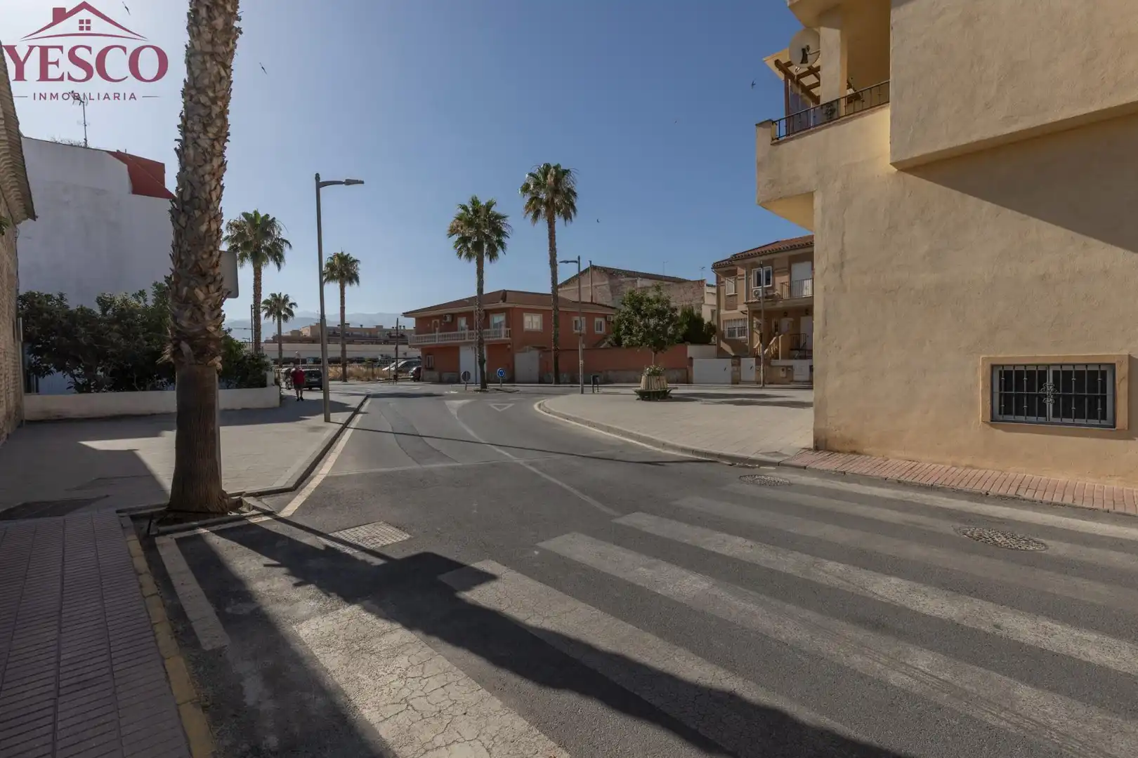 Außenansicht von Wohnung zum Verkauf in Churriana de la Vega mit Klimaanlage