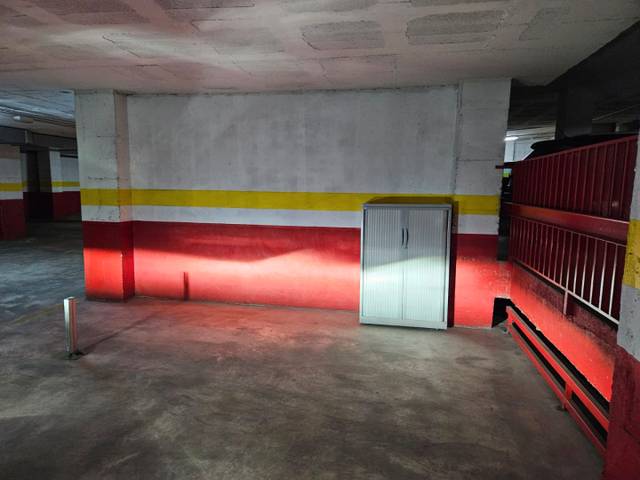 Garaje en Venta en Calle Orson Welles, 28 en El Tejar - Hacienda Bizcochero