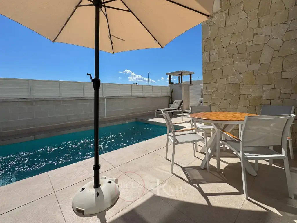 Terrassa de Casa o xalet de lloguer en Vera amb Aire condicionat, Terrassa i Piscina