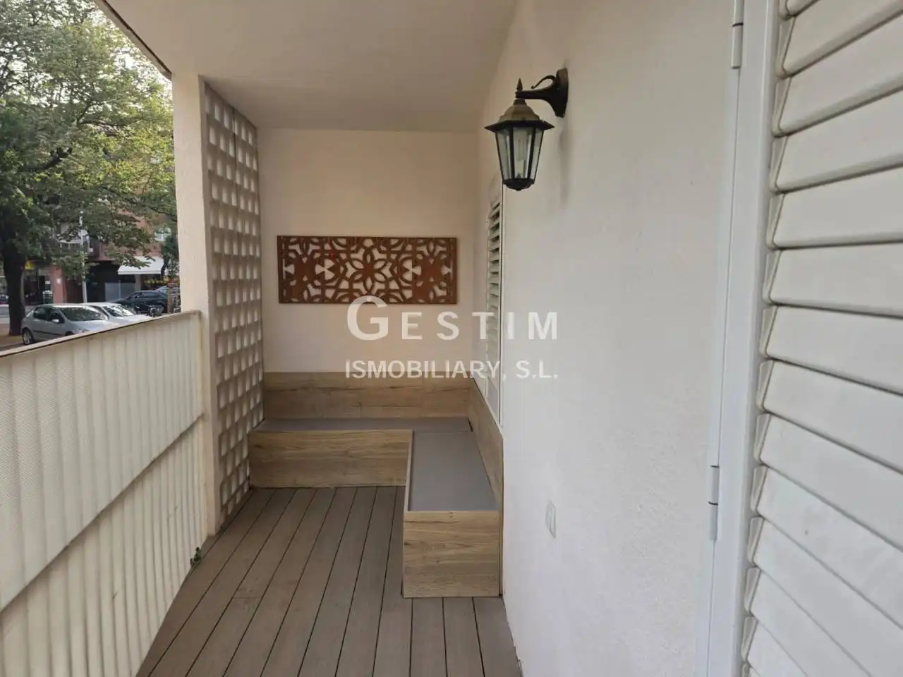 Terraza de Piso en venta en Vic con Calefacción, Trastero y Balcón