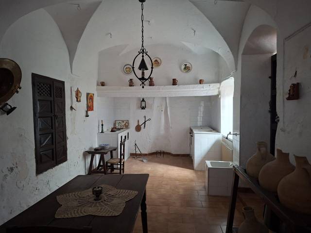 Casa-chalet en Venta en  DEL COLEGIO en El Carpio