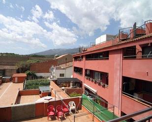 Exterior view of Duplex for sale in Breda  with Terrace and Storage room