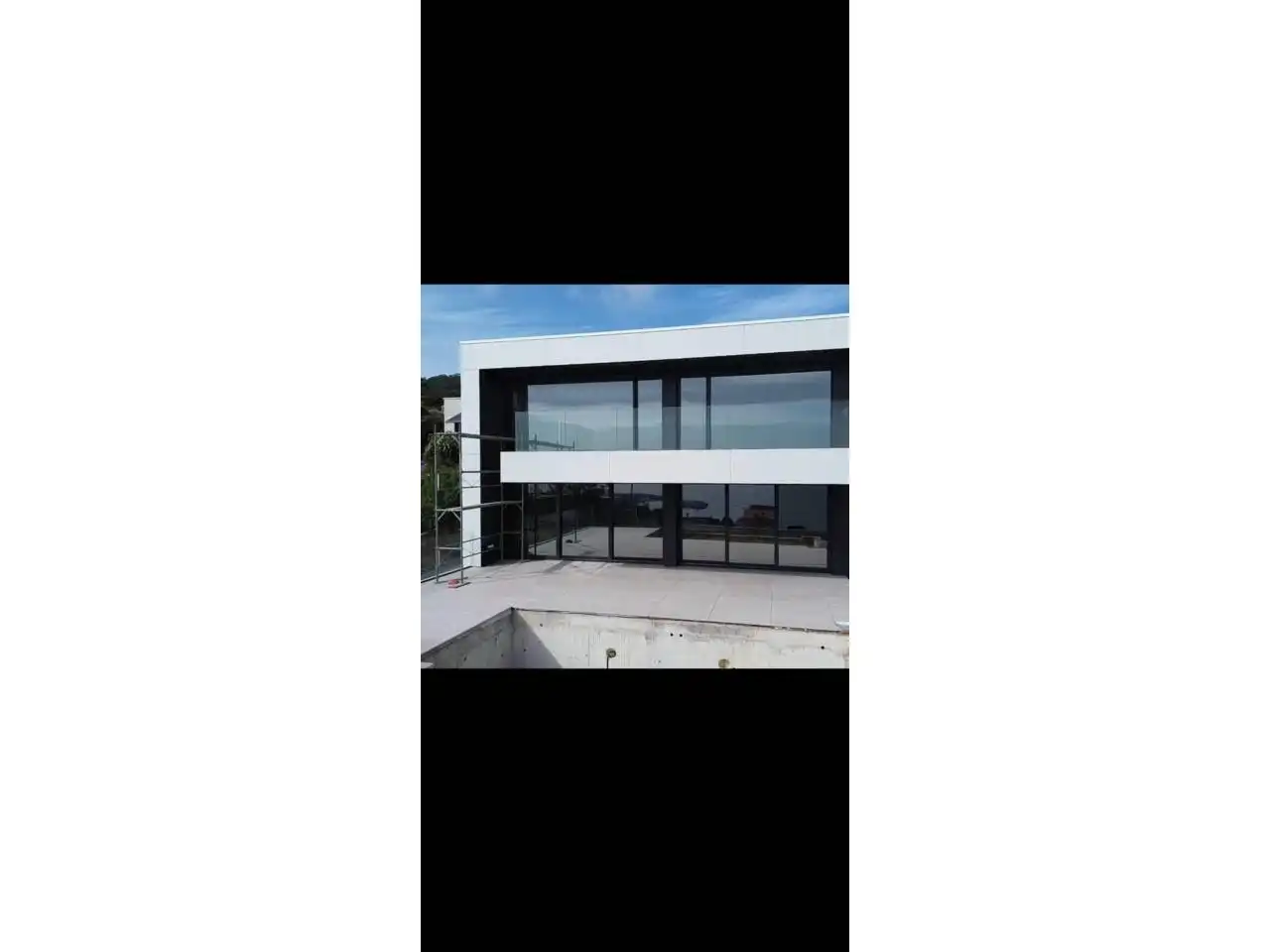 Vista exterior de Casa o xalet en venda en Sanxenxo amb Aire condicionat, Calefacció i Jardí privat