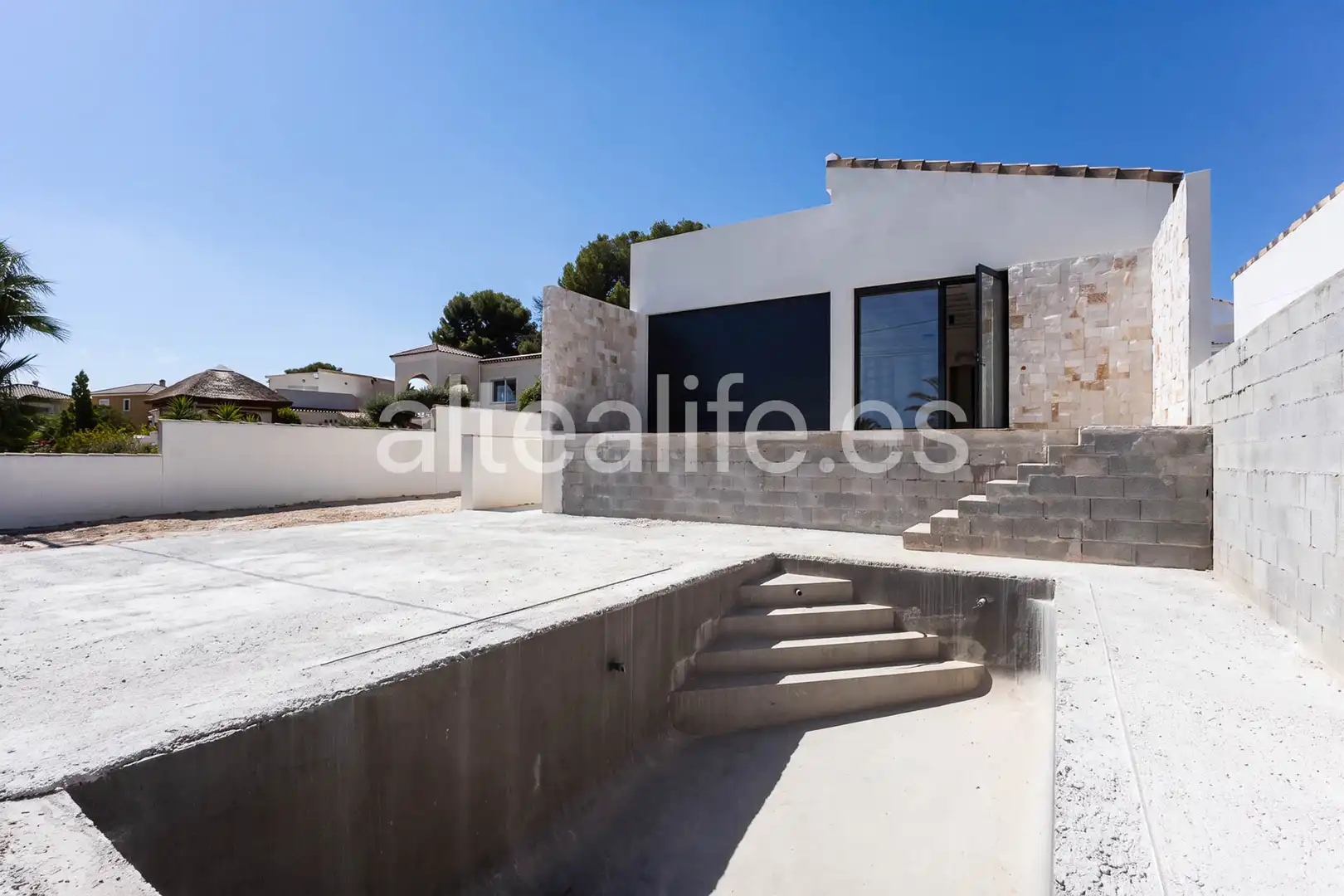 Vista exterior de Casa o chalet en venta en La Nucia con Aire acondicionado, Calefacción y Jardín privado